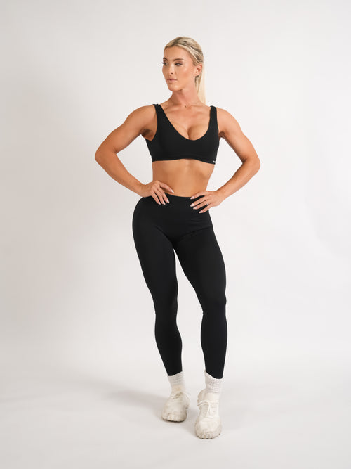 Amplify Scoop Bra - Black
