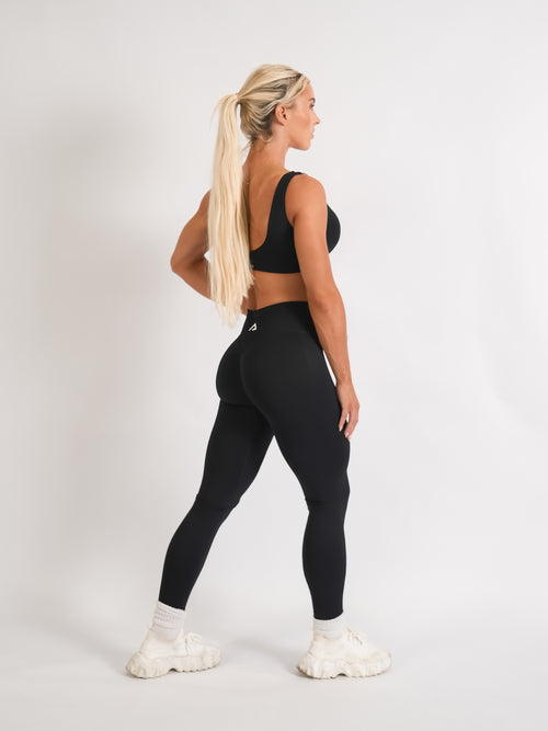 Amplify Scoop Bra - Black