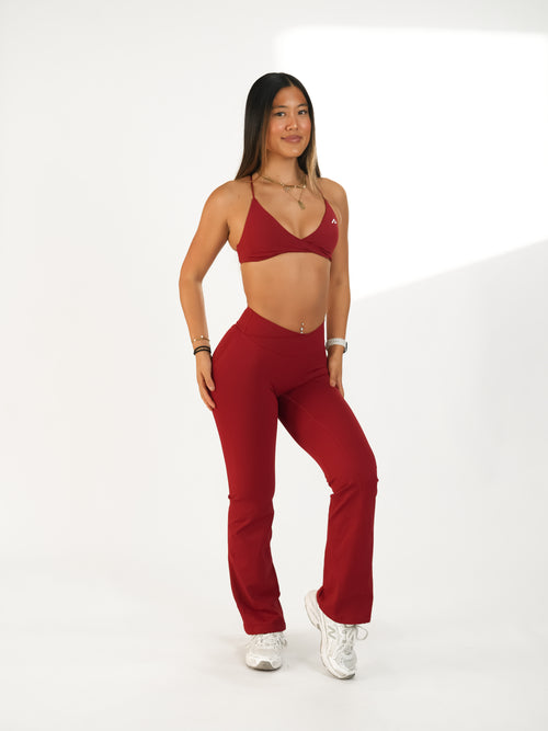 Aire Twist Bra - Cherry