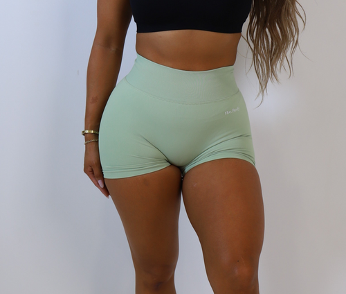 Move Scrunch Shorts - Sage Green